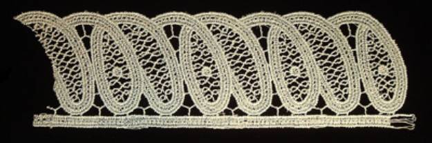 Picture of Lace Border Machine Embroidery Design