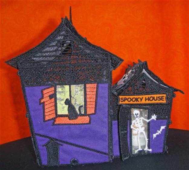 Picture of FSL 3D Spooky Haunted House Machine Embroidery Design