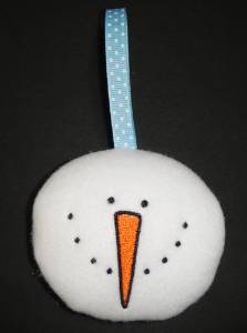 Picture of ITH Snowman Classic Ornament Machine Embroidery Design