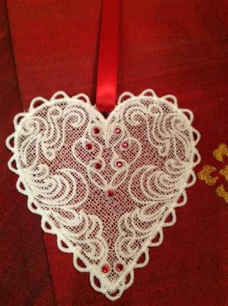 Picture of Free Standing Lace Valentine Hearts