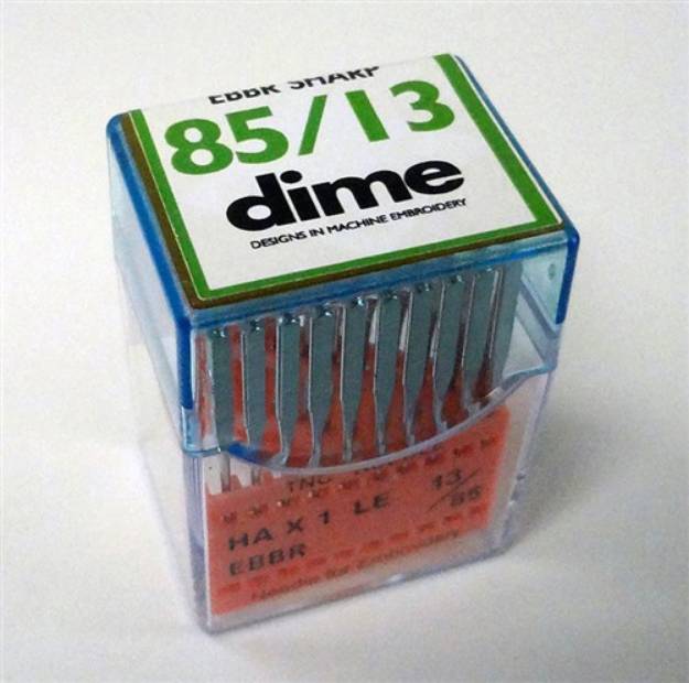 Picture of Triumph Flat Shank Needles #85/13 Sharp Point - 20 Pack Embroidery Needles