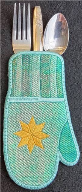 Picture of ITH Mylar Utensil Mitten 02 Machine Embroidery Design