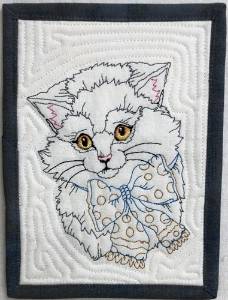 Picture of Elegant Cat Mug Rug 2 Machine Embroidery Design