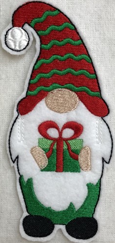 ITH Christmas Gnome Swag 4 Machine Embroidery Design