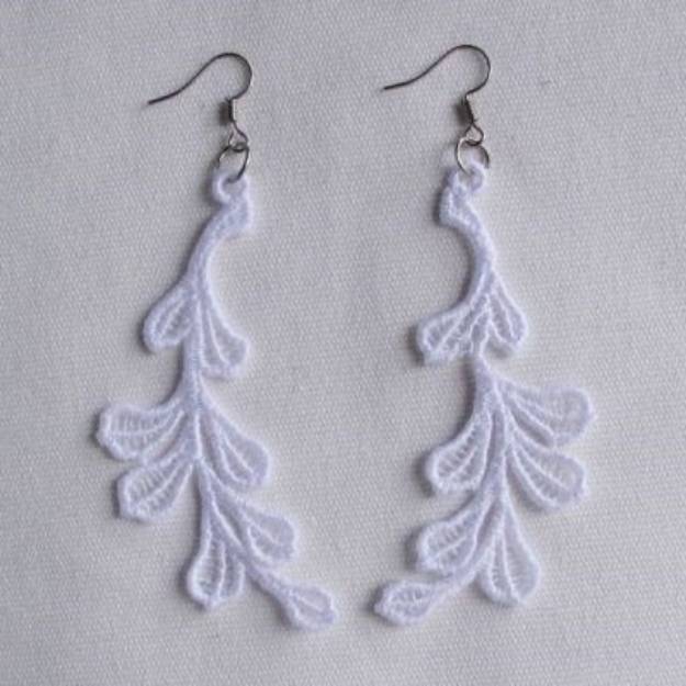 Picture of FSL Leafy Earrings Machine Embroidery Design