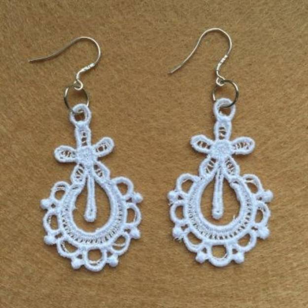 Picture of FSL Delicate Earrings Machine Embroidery Design