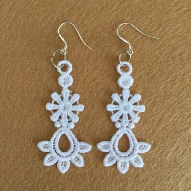 Picture of FSL Dangle Earrings Machine Embroidery Design