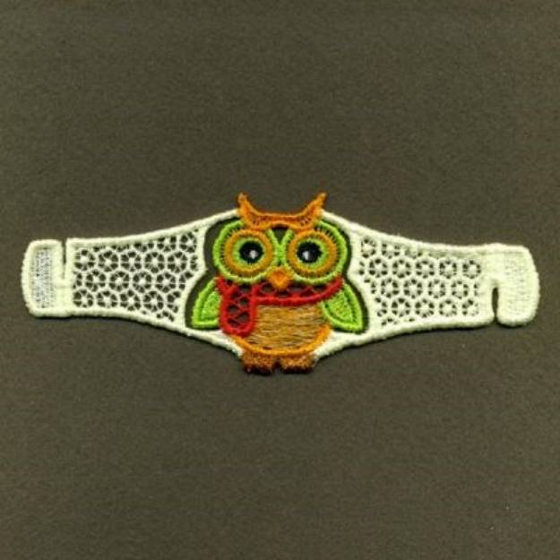 Picture of FSL Christmas Owl Napkin Ring Machine Embroidery Design