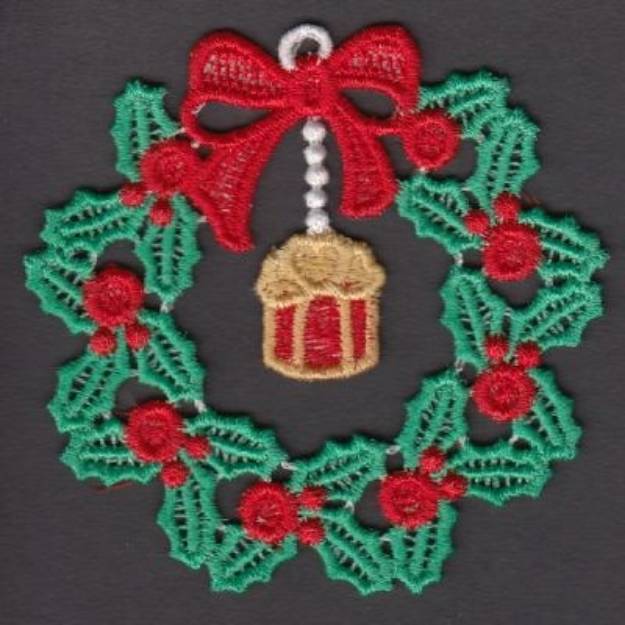 Picture of FSL Xmas Holly Wreath Machine Embroidery Design