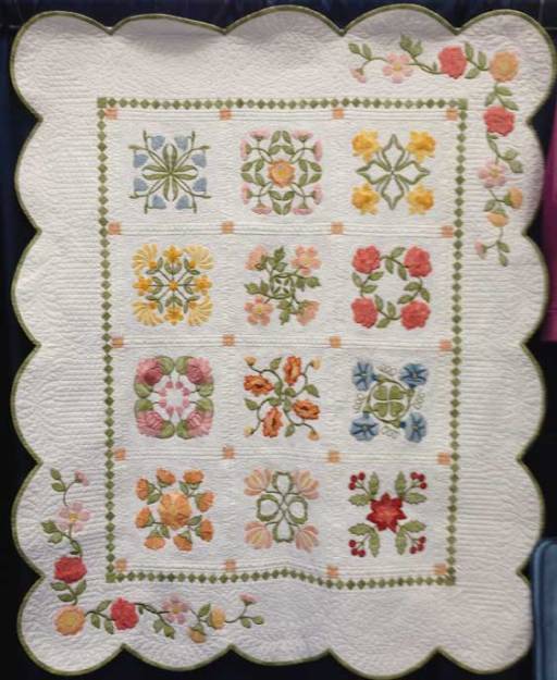 Picture of Birth Month Flowers of the Year Quilt (US)