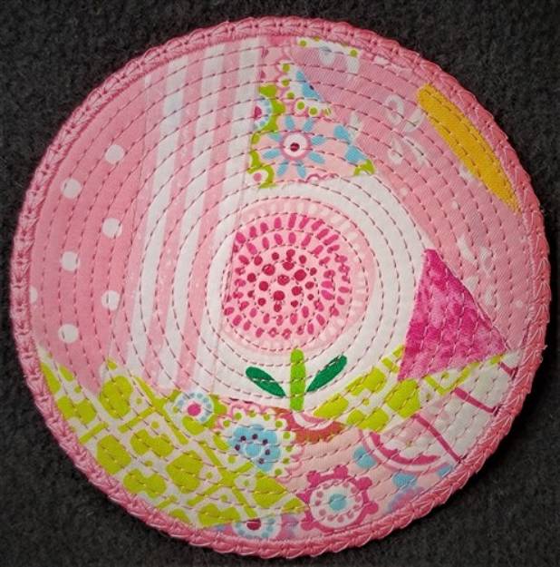Picture of ITH Circular Crumb Coaster Machine Embroidery Design