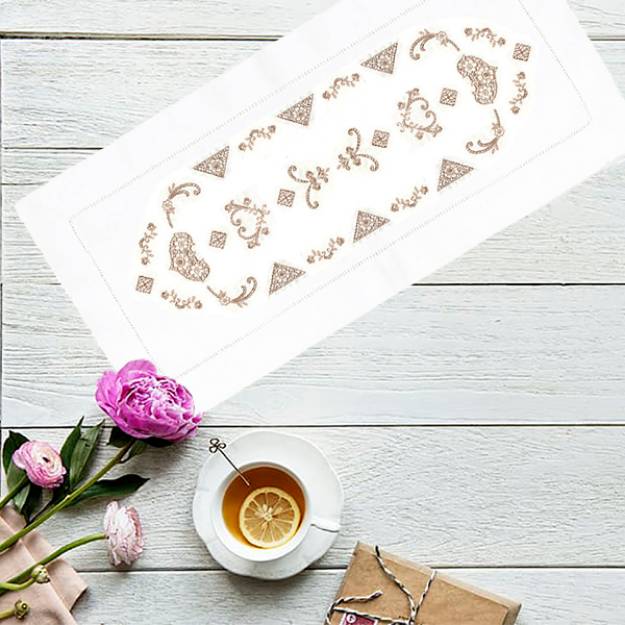 Picture of Ivory Cutwork Flowers Embroidery Project Pack